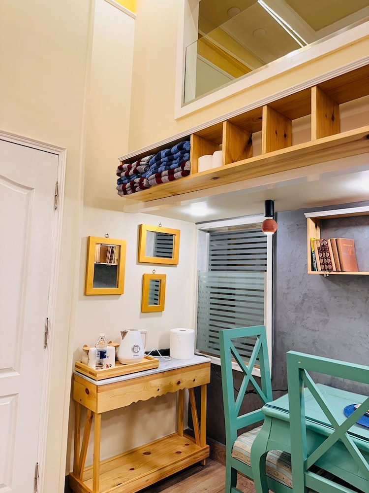 Deluxe Quadruple Room - Photo 9