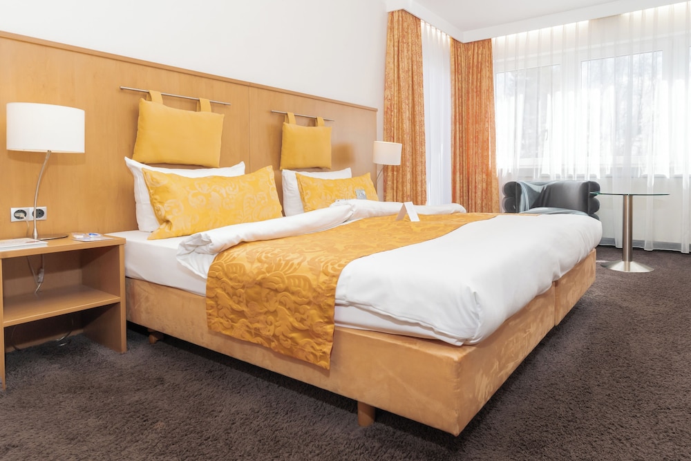 Superior Room - Size: L(arge) photo 1