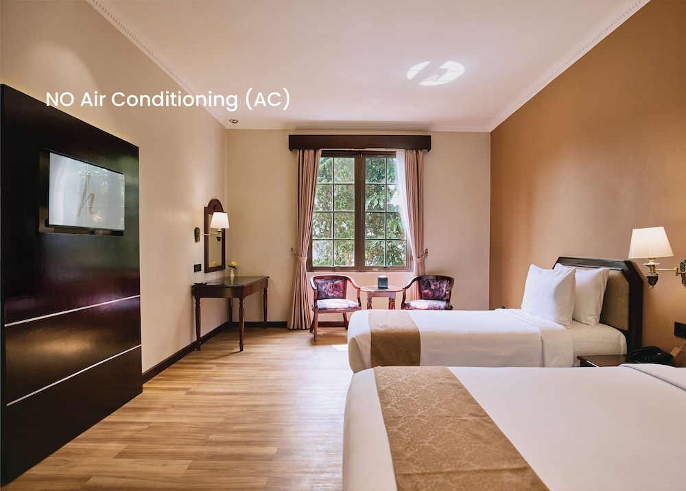 Deluxe Lodge Twin (With Air Cooler)