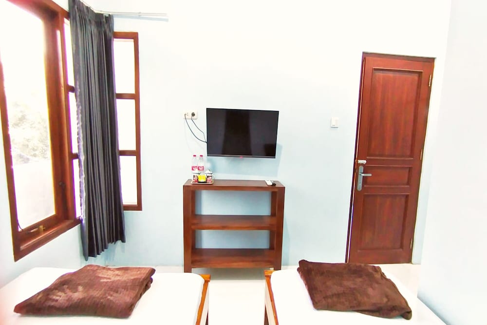 Standard Twin Room photo 2