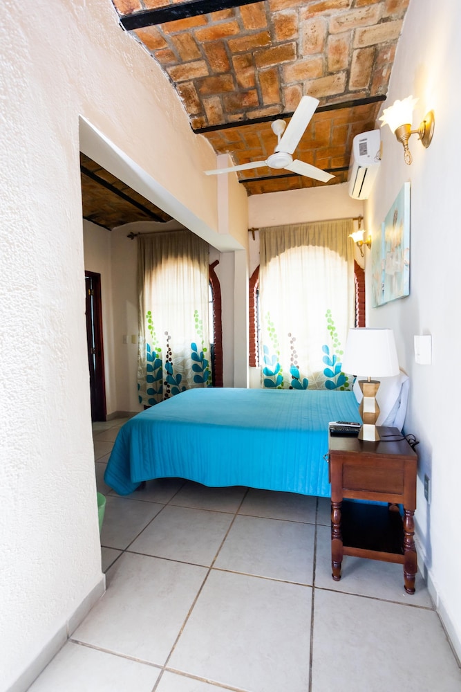 Basic Room photo 3