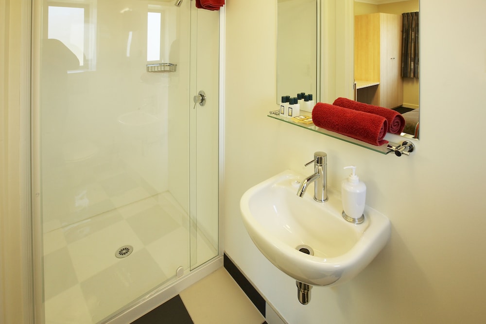 Double Or Twin Room, Private Bathroom - Photo 5