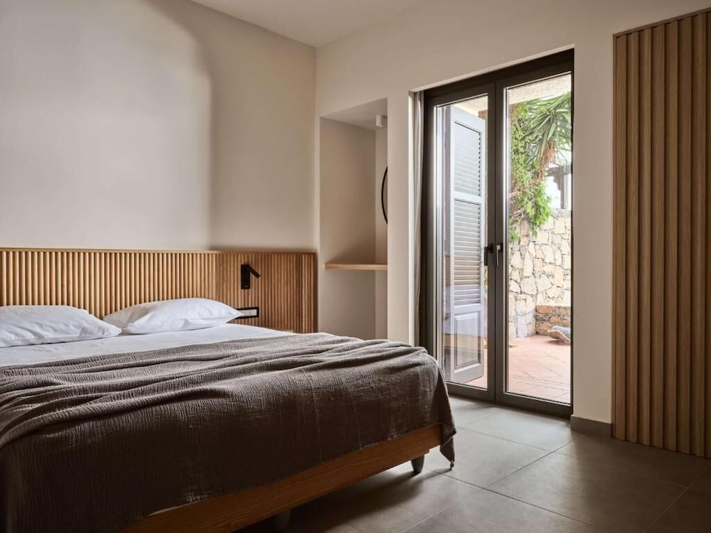 Junior Infinity Suite, Sea View, Private Pool
