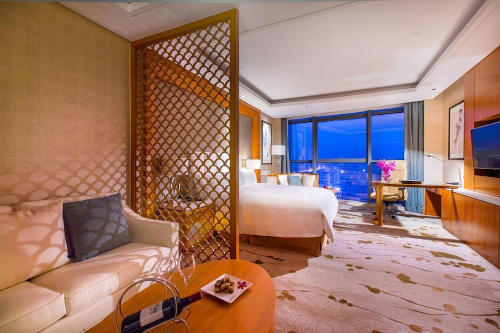 Business Room with River View photo 3