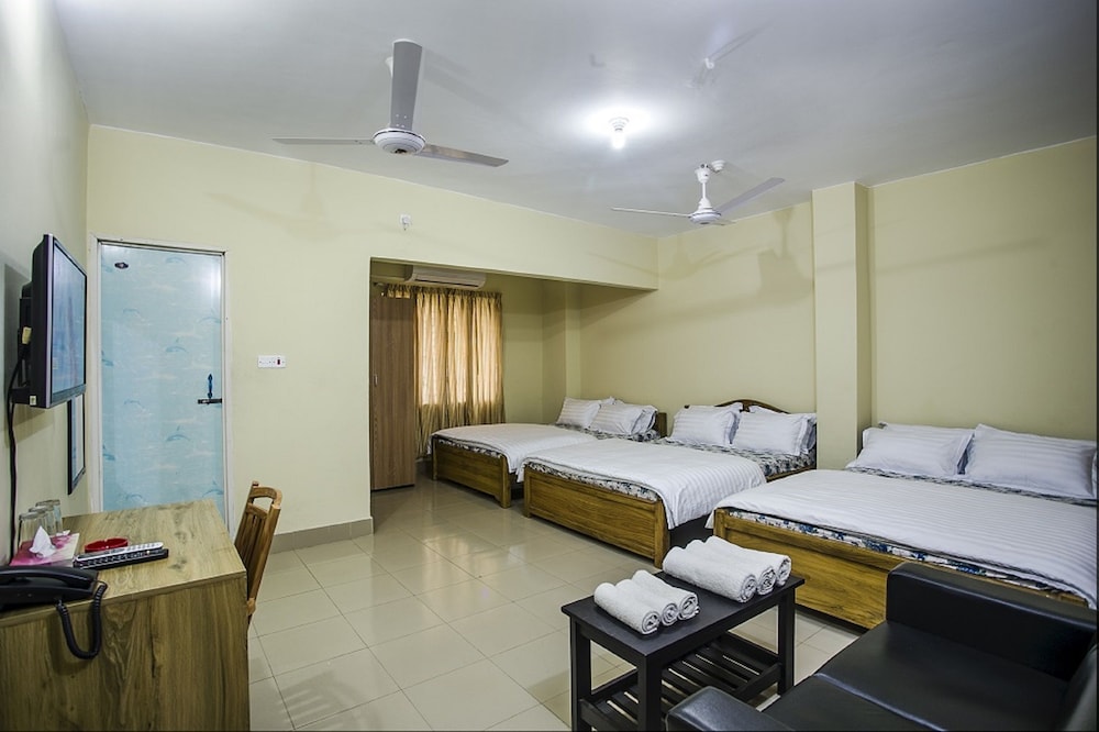 Family Shared Dormitory, 1 Bedroom, Bathtub photo 2