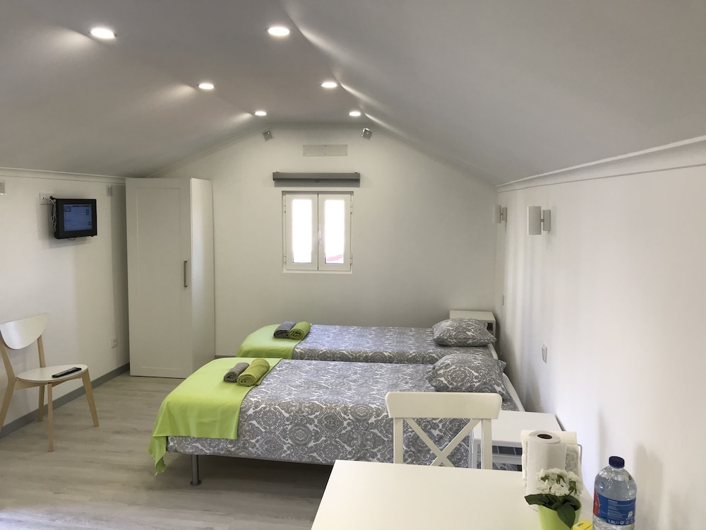 Economy Studio Suite, 1 Bedroom photo 1