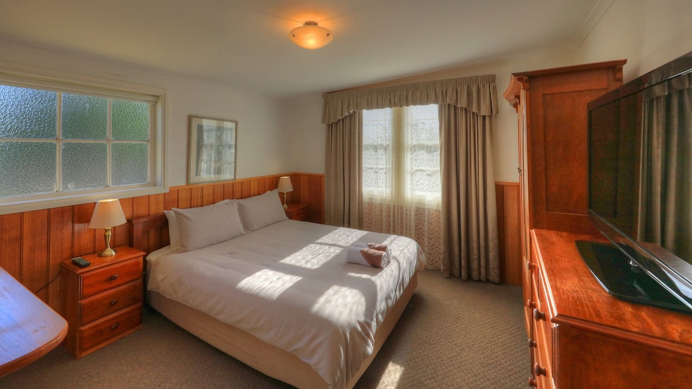 Family Cottage, 3 Bedrooms, 2 Bathrooms