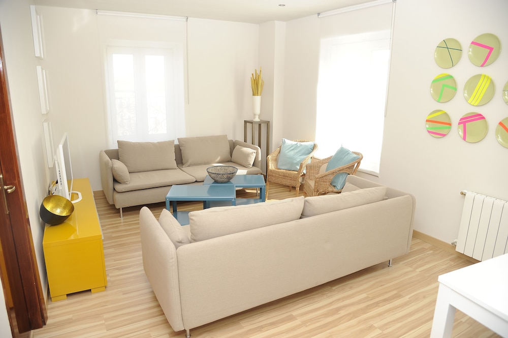 Economy 2 bedrooms apartment