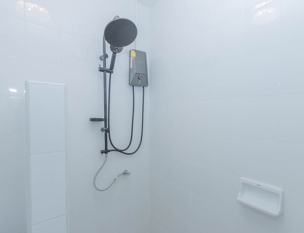 Deluxe Room, 1 Bedroom, Pool View - Photo 13
