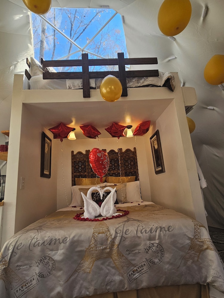 Deluxe Tent