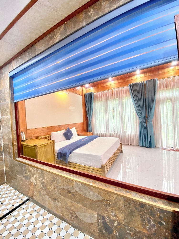 Double Bungalow photo 2