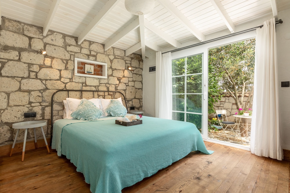 Design Bungalow, 1 Bedroom, Terrace, Garden View