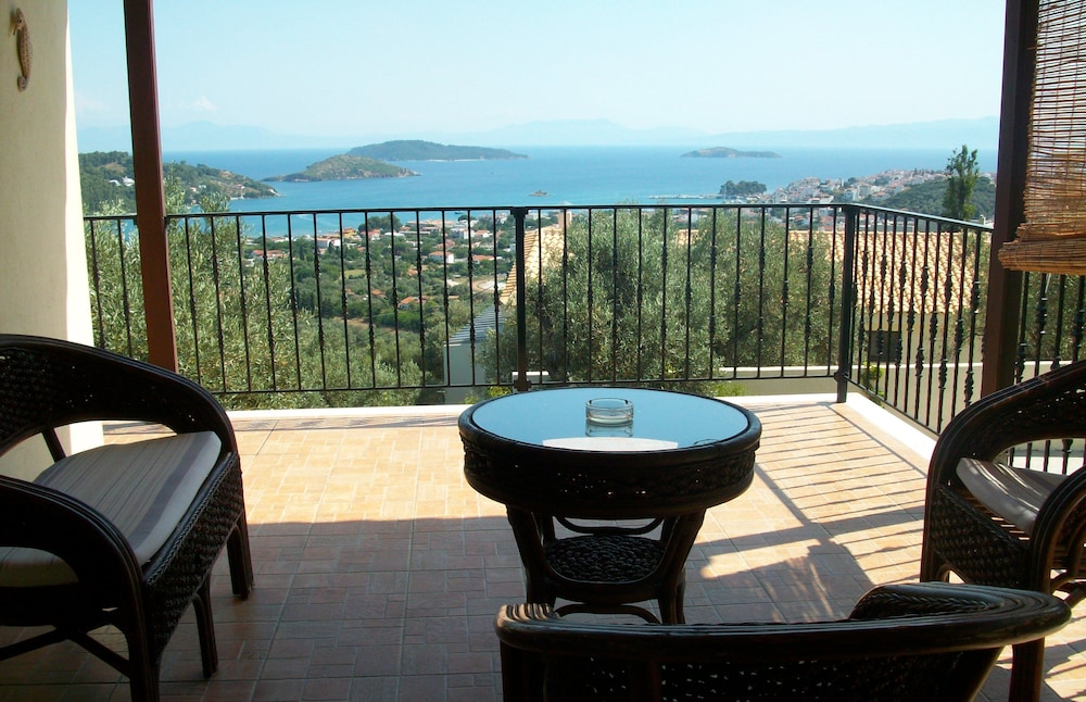 Apartment, 1 Bedroom, Sea View photo 1