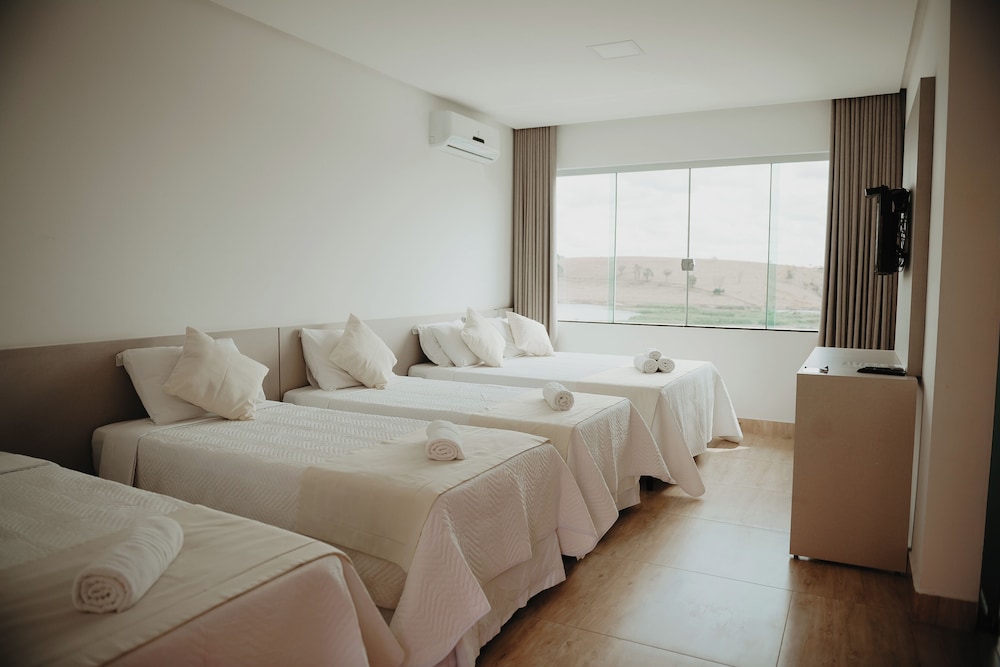 Family Room - Photo 1