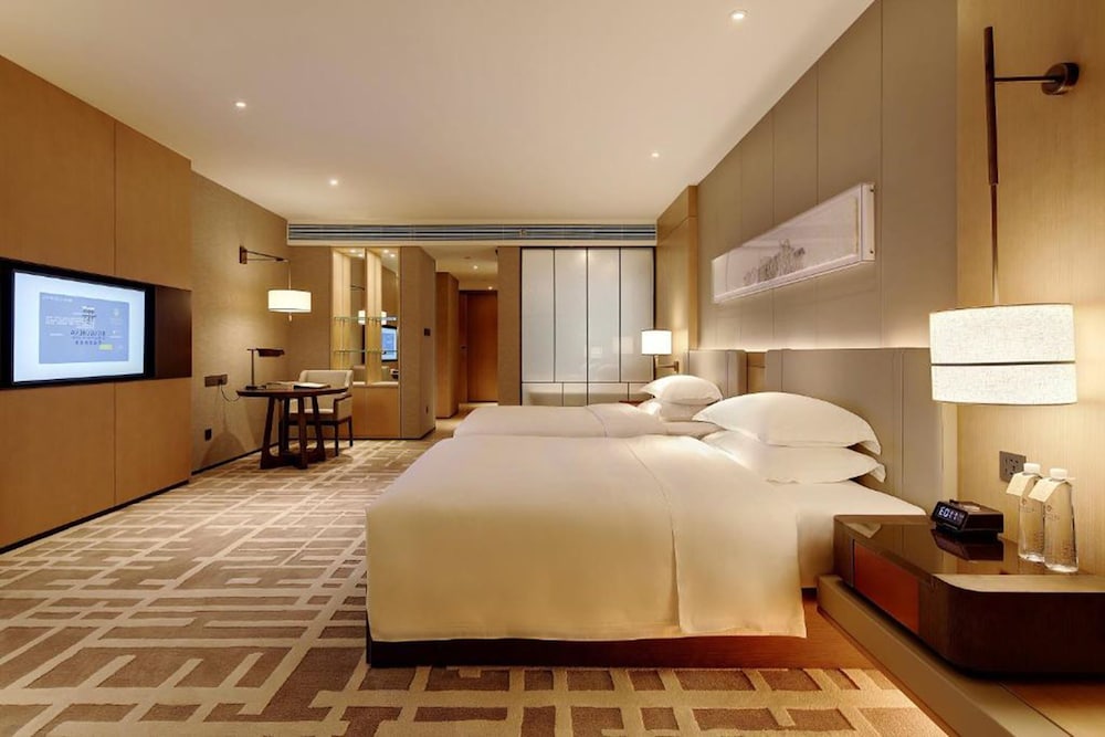 Deluxe Twin Room photo 3