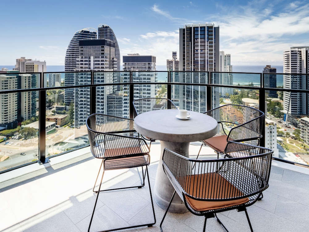 2 Bedroom Family Ocean View Apartment (No Housekeeping) - Photo 6