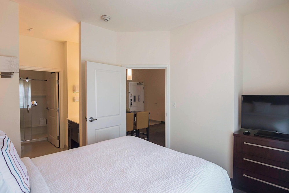 Suite, 1 Bedroom photo 1