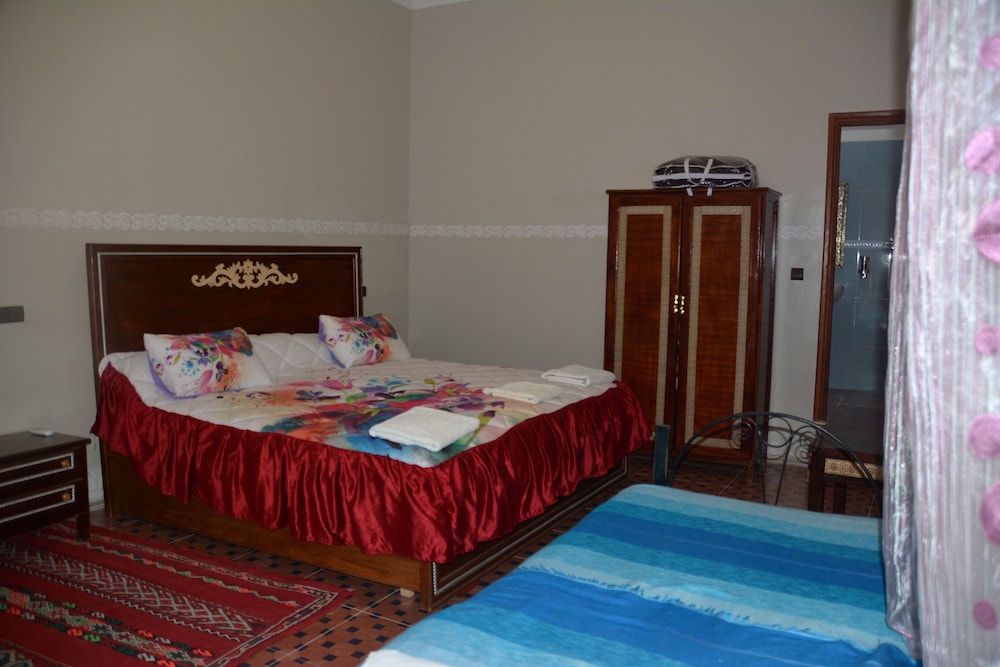 Deluxe Room - Photo 6