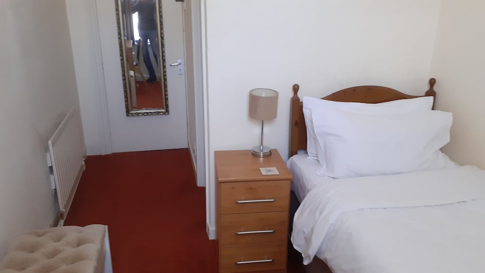 Standard Single Room, Ensuite photo 1