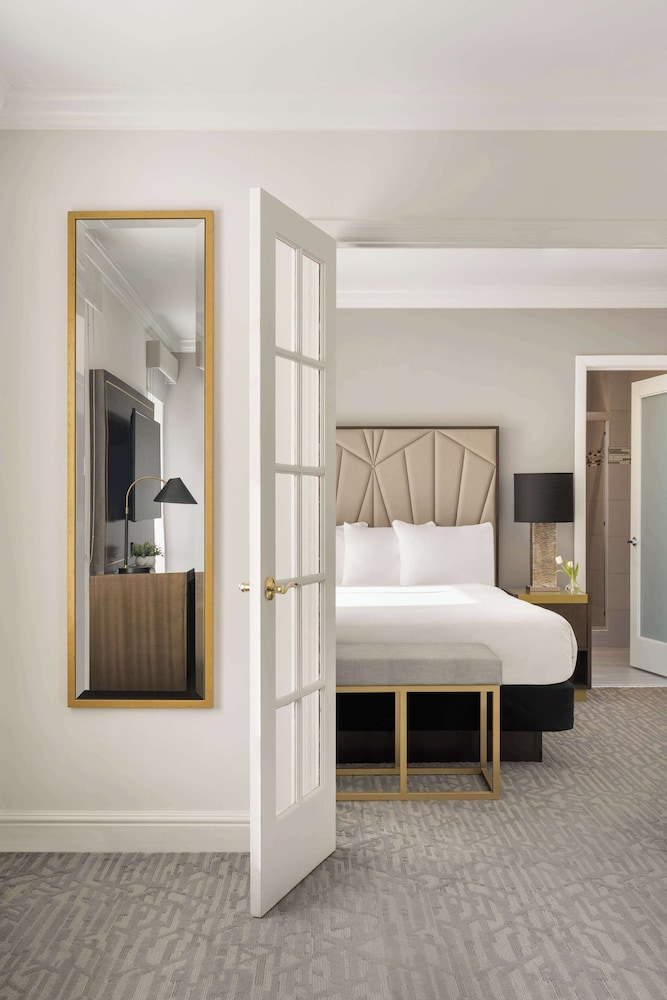 Suite, 1 Queen Bed