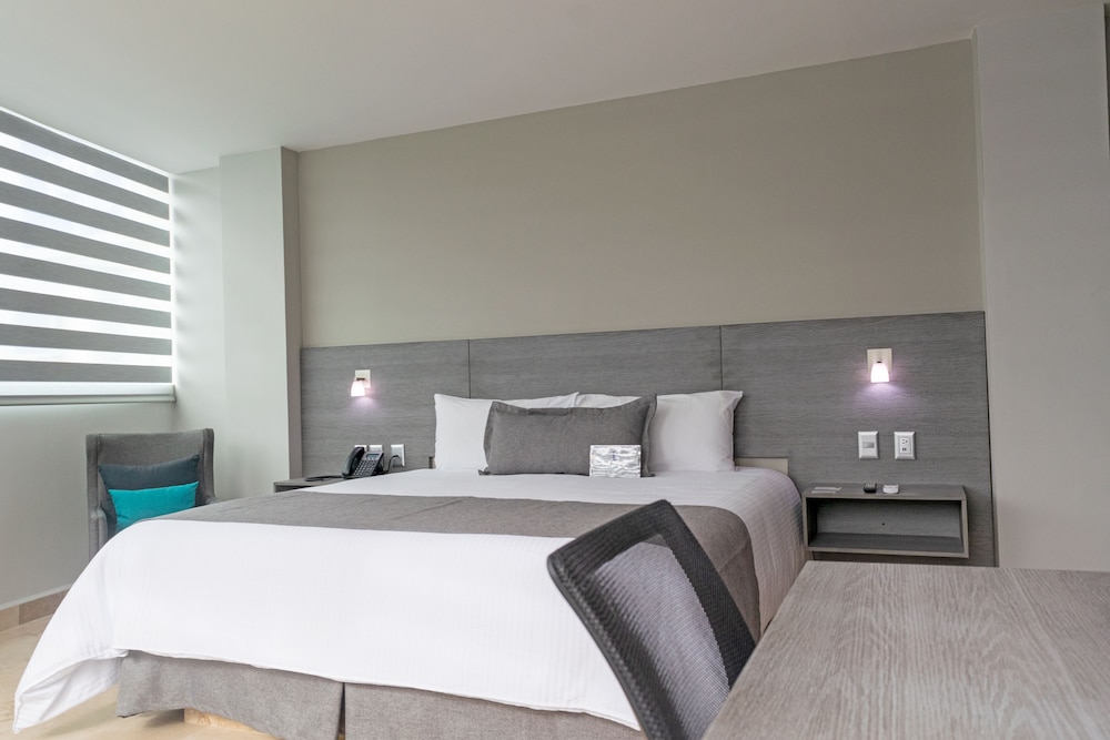 Deluxe Room, 1 King Bed
