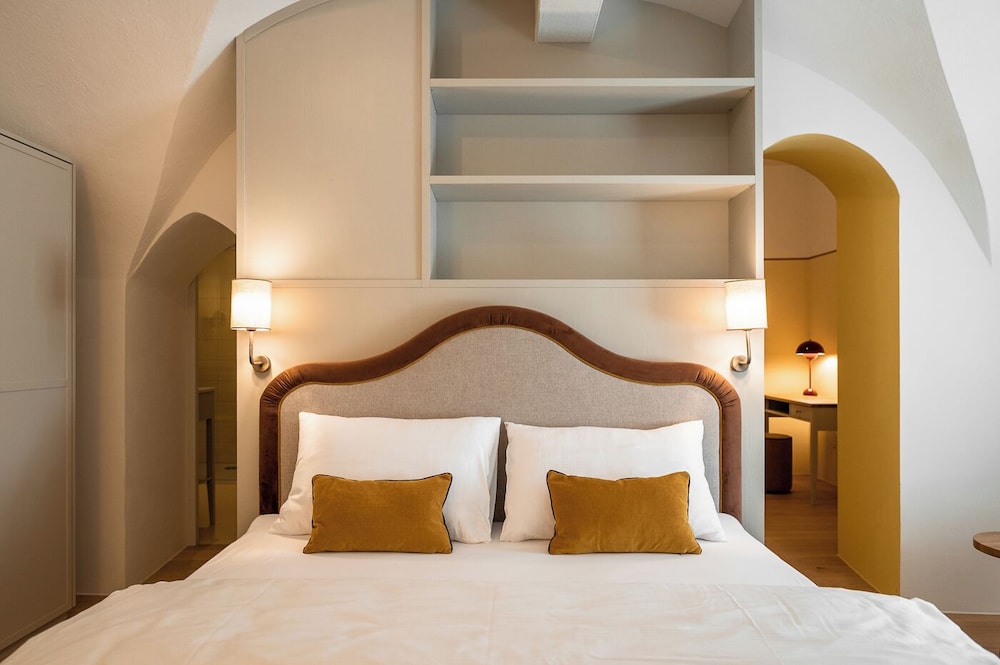 Design Double Room, Bathtub photo 3
