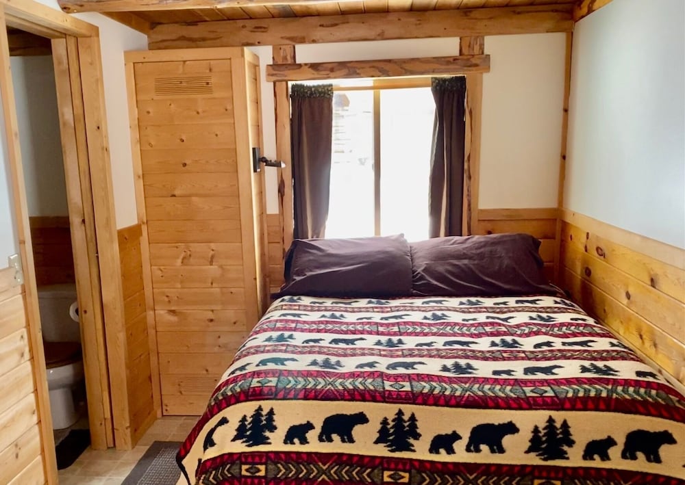 Munchin Moose Cabin photo 1