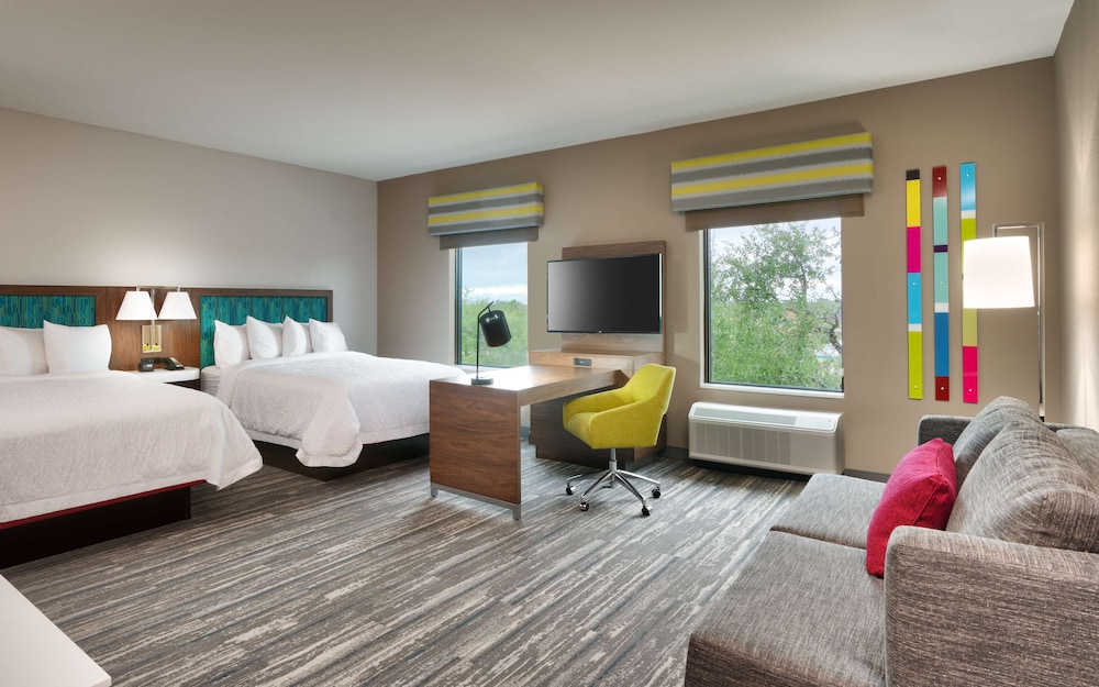 Suite, 2 Queen Beds, Accessible, Refrigerator & Microwave (Hearing) - Photo 1