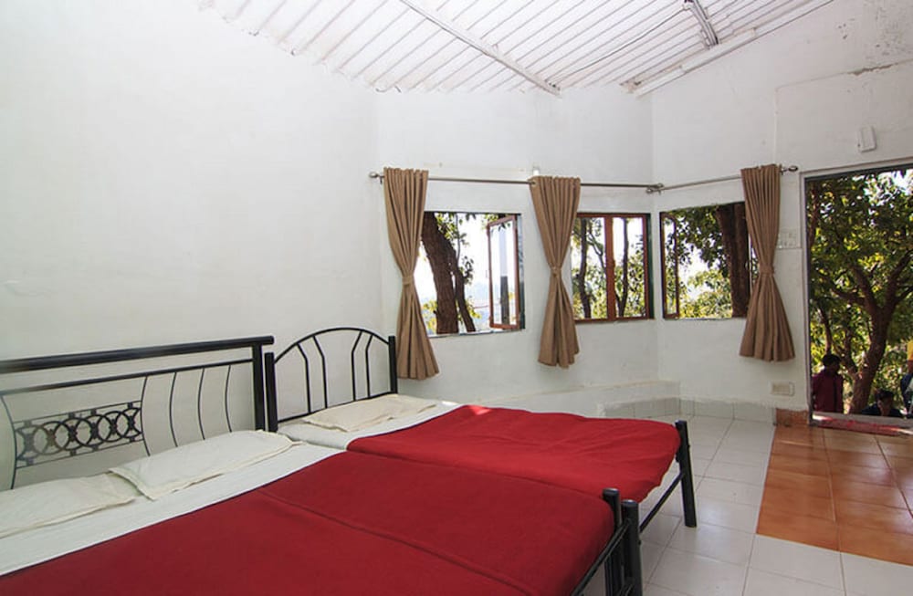 Standard Triple Room photo 2