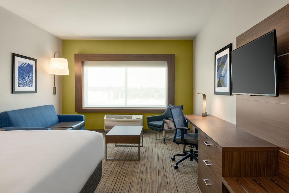 Suite, 1 King Bed, Accessible (Communication) photo 1
