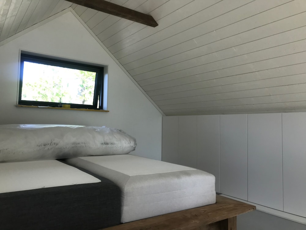 Cabin photo 2