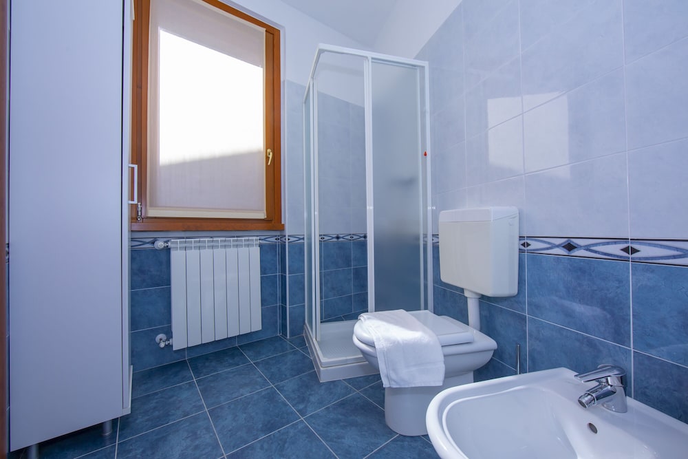 Standard Apartment, 1 Bedroom (Fontana Del Lago Apt. 4) photo 3