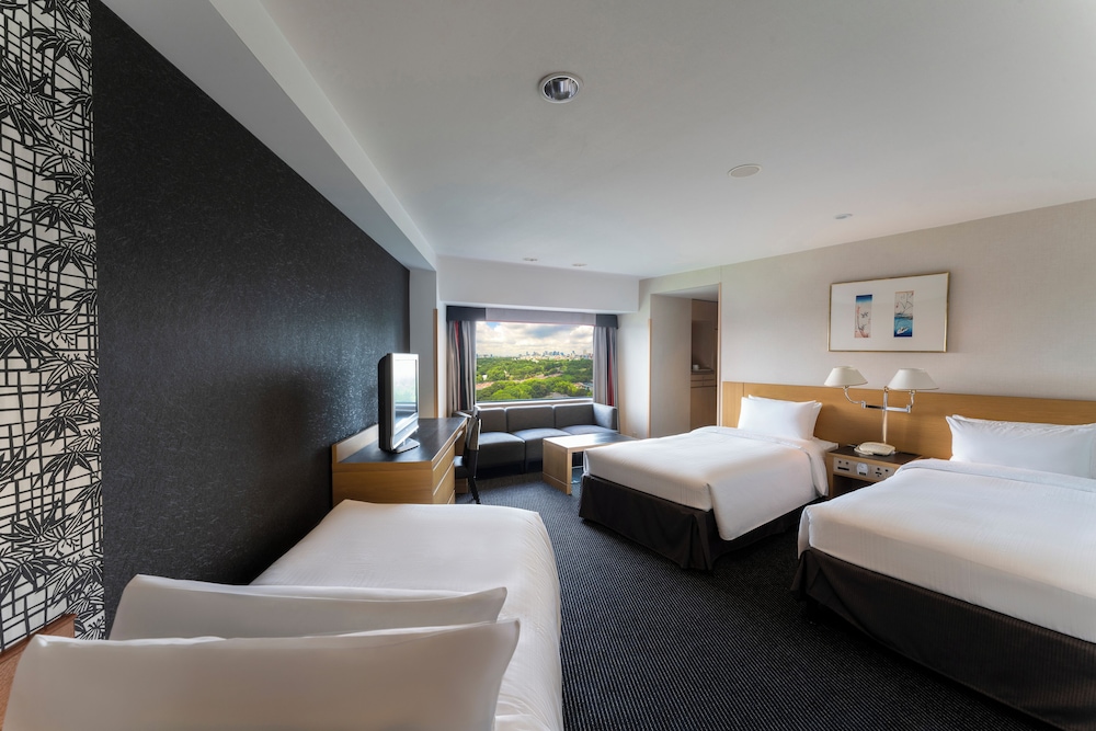 Garden Tower Standard Triple Room, Non Smoking