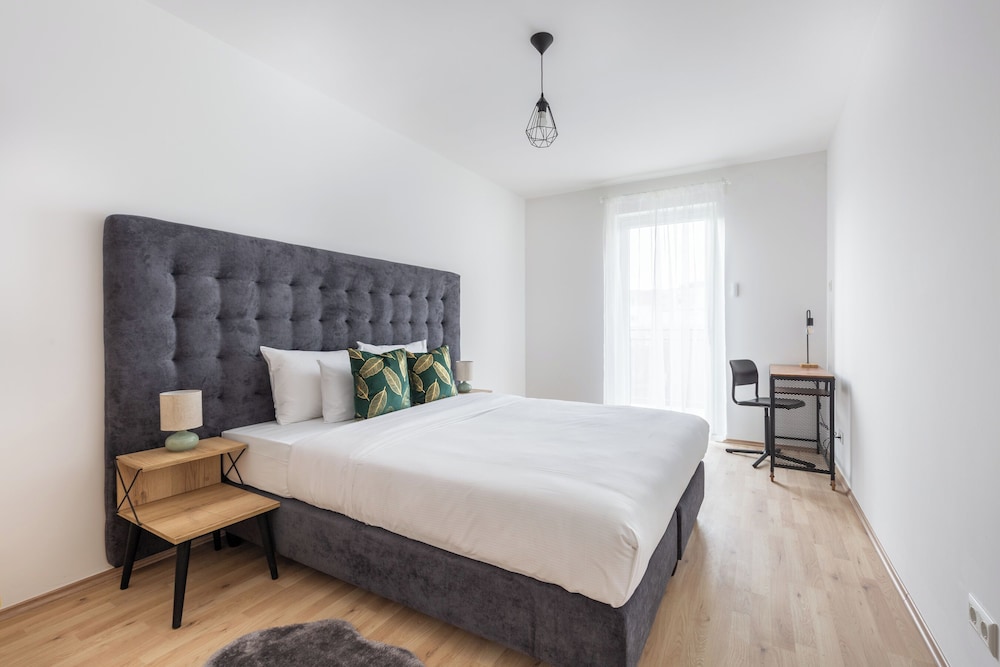 Deluxe Apartment, 2 Bedrooms, Balcony