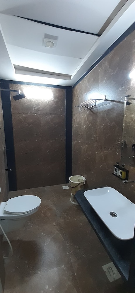 Super Deluxe Room - Photo 4