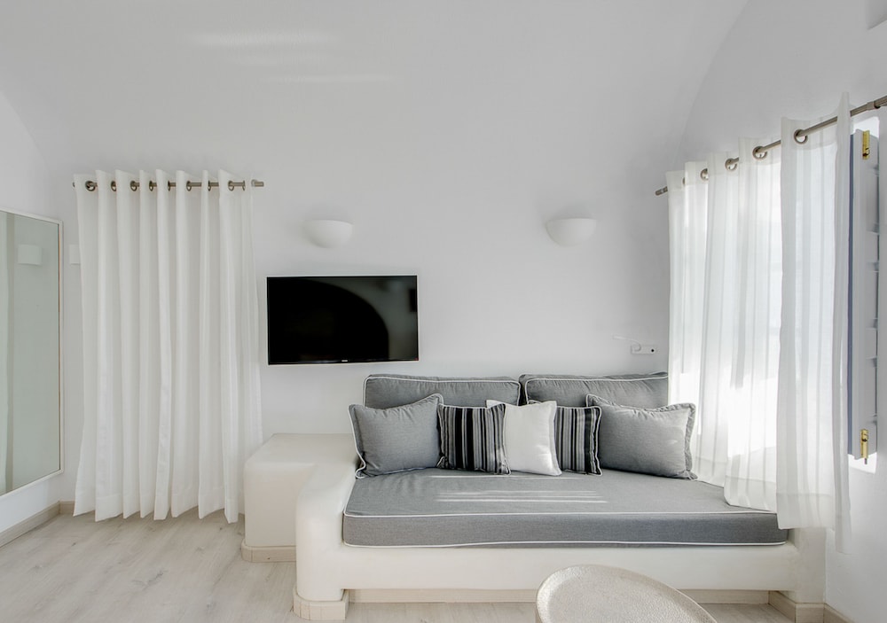 Superior Suite, Private Pool (Superior Pool Suite) - Photo 9