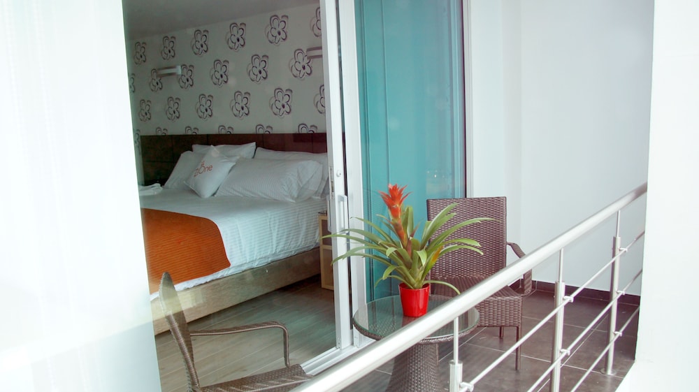 Deluxe Room - Photo 2