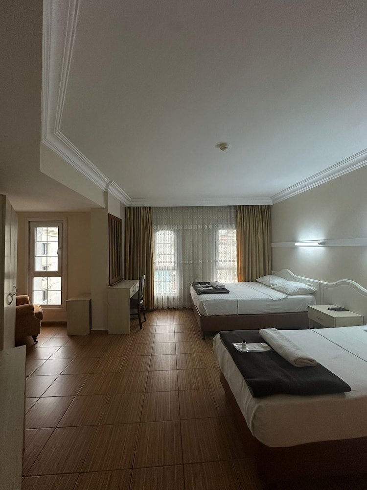 Family Quadruple Room