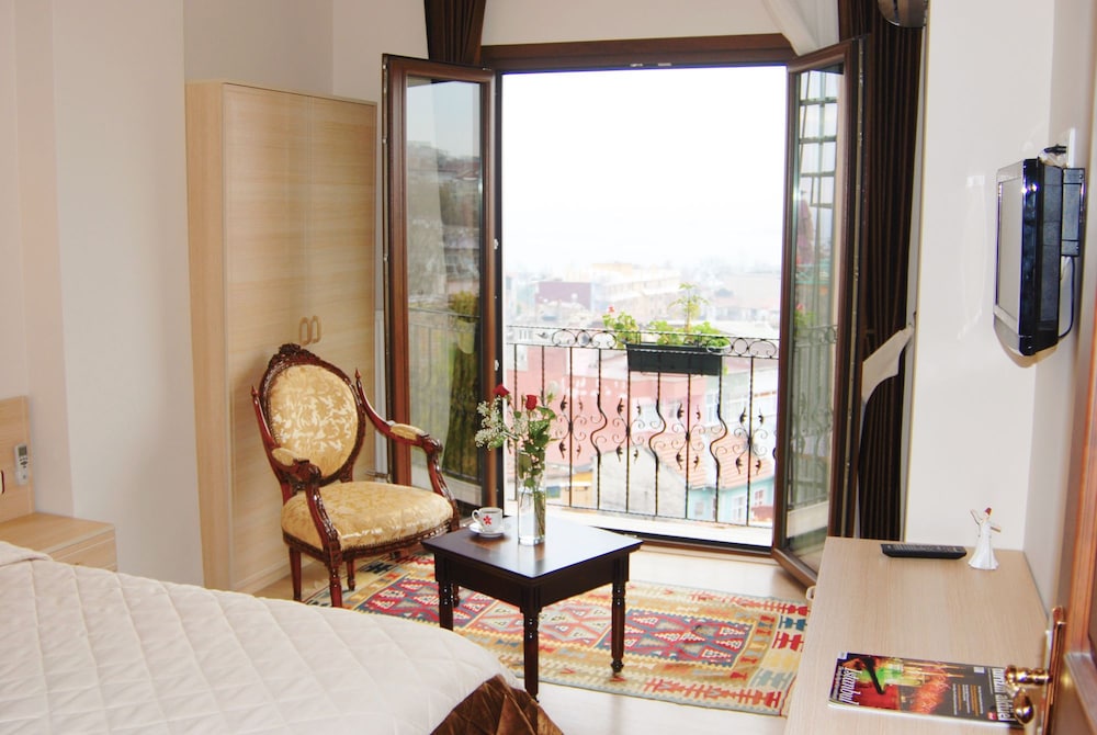 Standard Room, Balcony, Sea View photo 3