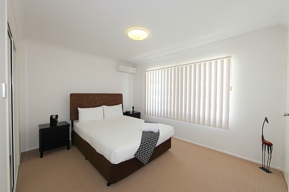 Two Bedroom Apartment photo 2
