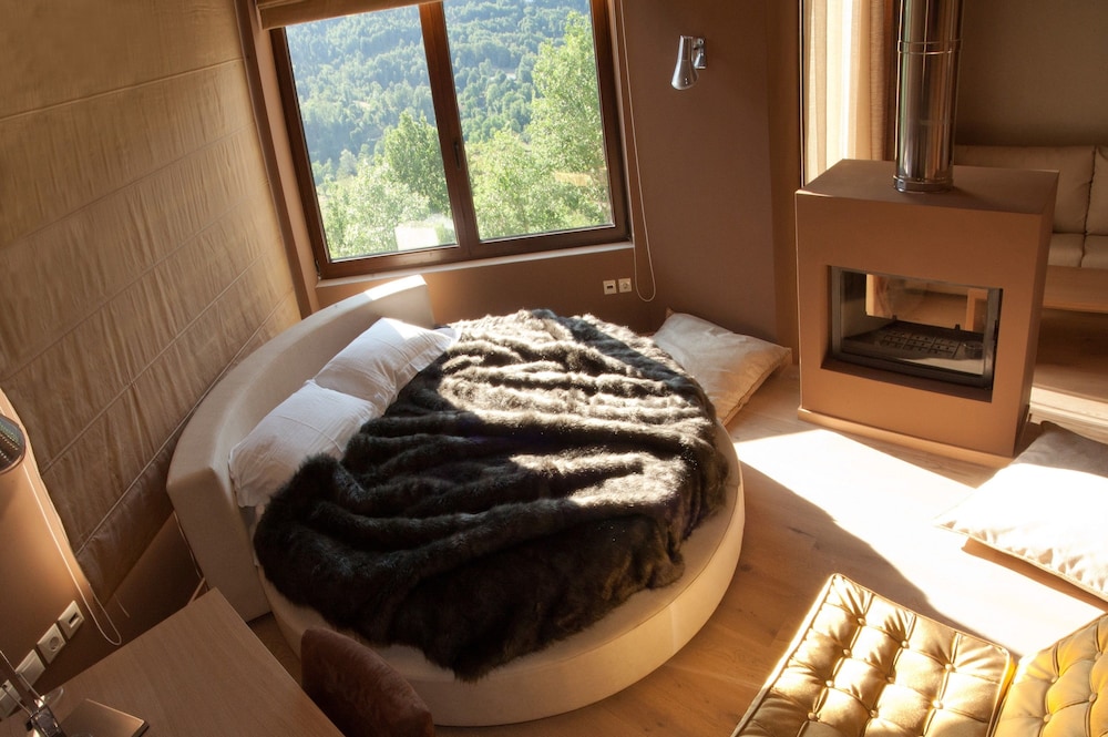 Honeymoon Suite, Mountain View photo 1