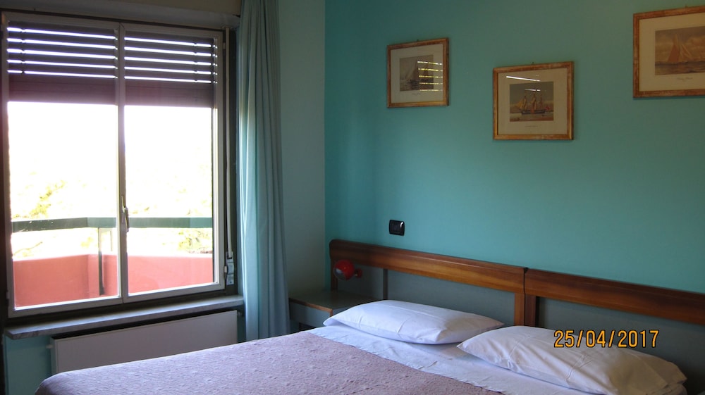 Standard Triple Room photo 1