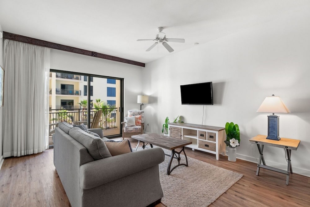 Suite, 1 Bedroom photo 1