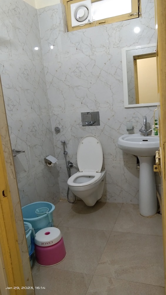 Honeymoon Room photo 2