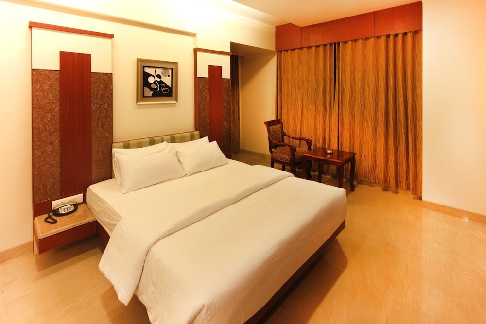 Diamond Room photo 2