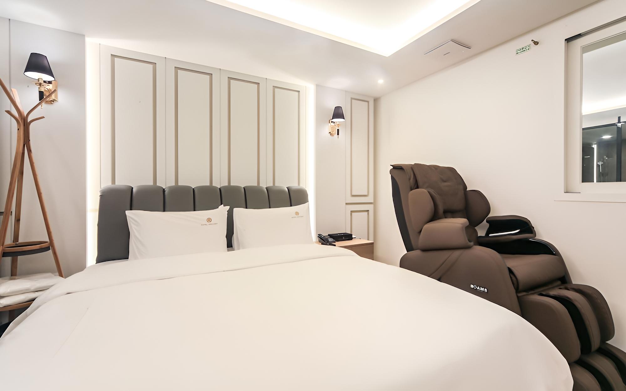 Room (Special room (2 PCs Netflix available) - Photo 4