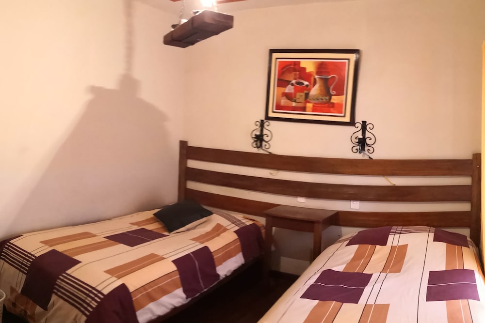 Double Room, 2 Twin Beds, Private Bathroom photo 3