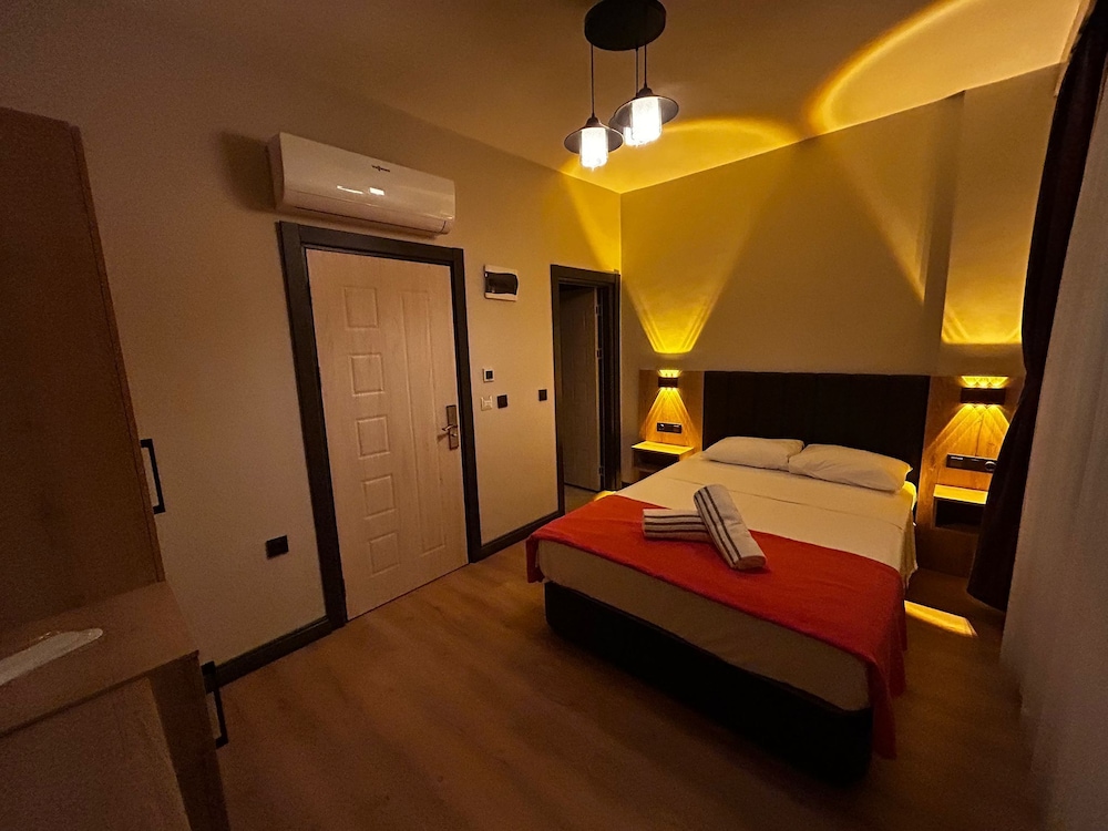 Double Room, Balcony, Mountain View