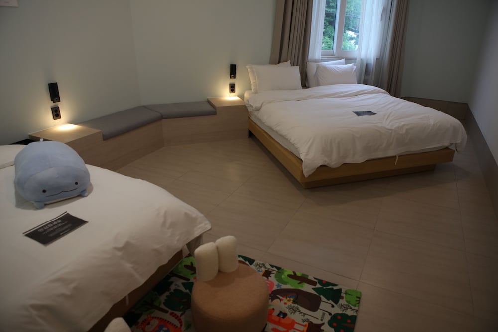 Junior Twin Room photo 2