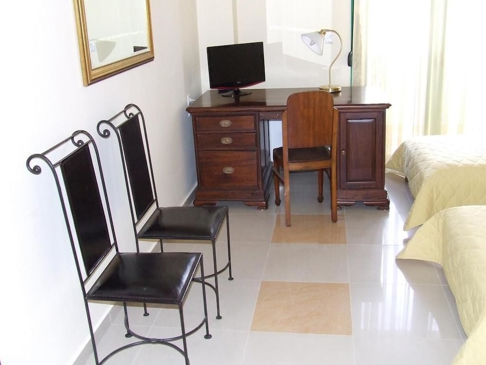 Standard Room photo 2